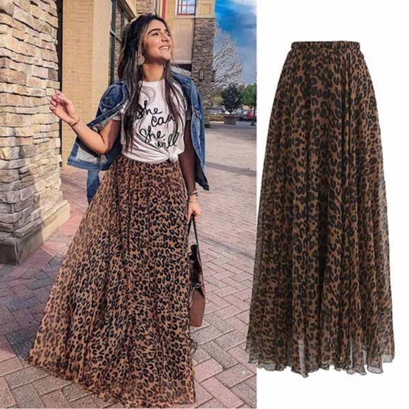 Chicwish Dresses & Skirts - Chic Wish Leopard Pleaded Maxi Skirt